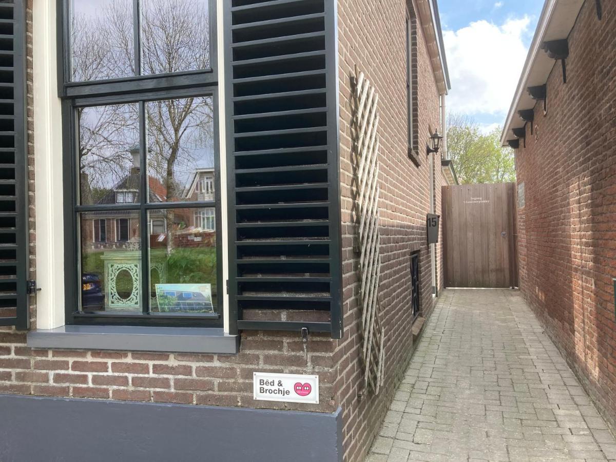 Vakantiehuis 'T Laaisterplakky Zonder Drempels Oude Bildtzijl Экстерьер фото